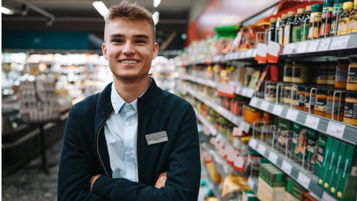 UK Part-Time Jobs That Pay Well for Foreigners in 2025